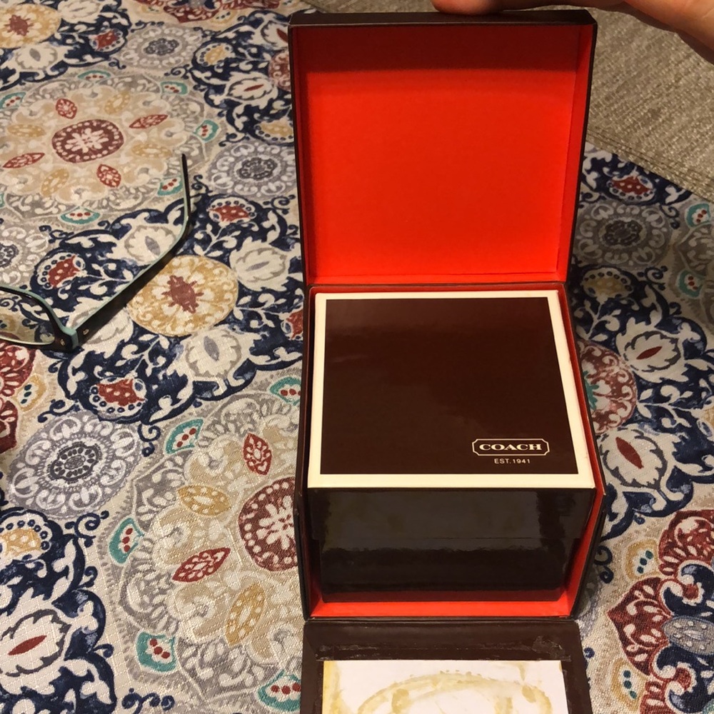 Coach Watch Box - Picture 5 of 6
